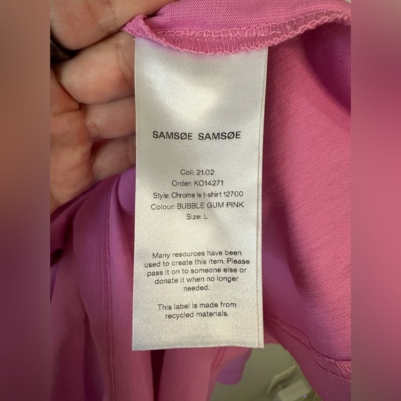 Samsoe Samsoe chrome tshirt in bubble gum pink NWT size Large - Picture 3 of 4